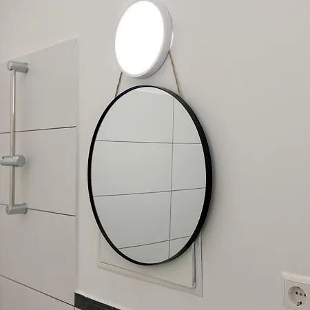 Appartement Renovierte Wohnungen Mit Tv, Internet, Parkplatz, Waschmaschine, Kueche, Balkon, Restaurants Und Supermarkt *