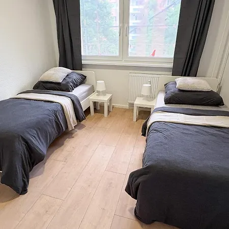Renovierte Wohnungen Mit Tv, Internet, Parkplatz, Waschmaschine, Kueche, Balkon, Restaurants Und Supermarkt Appartement *