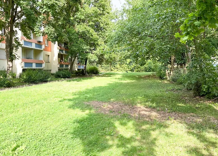 Monteurwohnungen Mit Tv, Internet, Parkplatz, Waschmaschine, Kueche, Balkon, Restaurants Und Supermarkt * Halle (Saale)